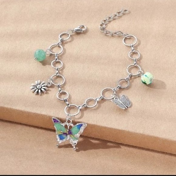 Beautiful Butterfly, Sunflower Silver Color Charm Bracelet 6.89" with 2" Extendr - Picture 3 of 4